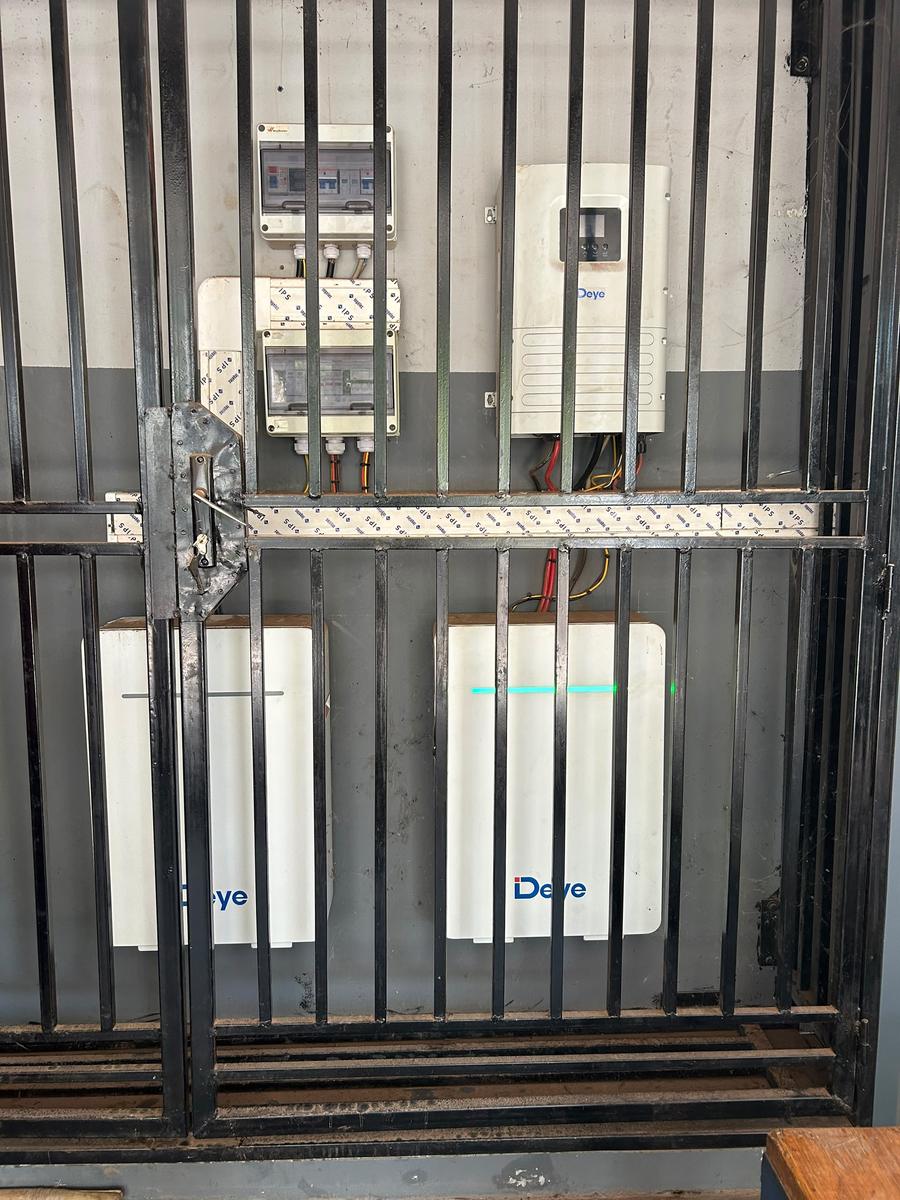 Équipements sécurisés sous grille